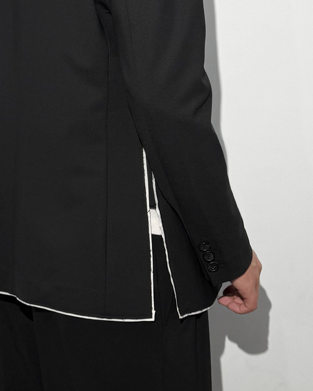 HARRISON WONG / No-Collar Wool Blazer With Raw Edge