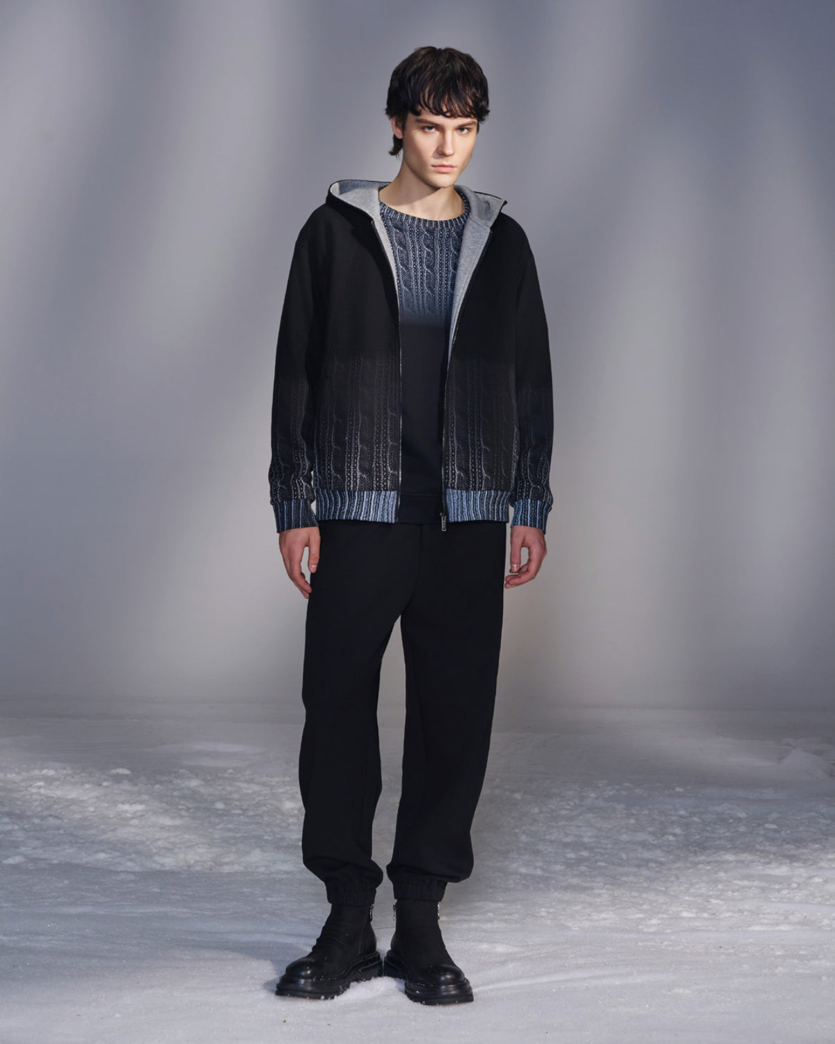 HARRISON WONG / Gradient Sweater Print Sweatshirt - Black