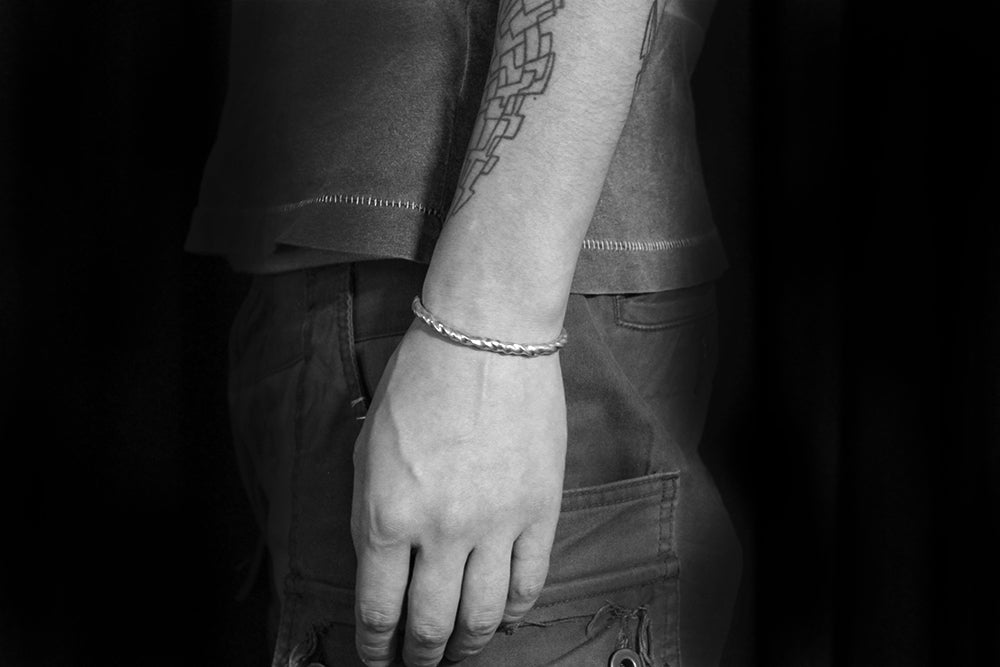 GIGOR / ロシックバングル