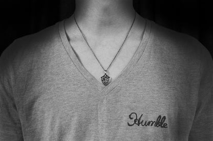 GIGOR / シスネスペンダント