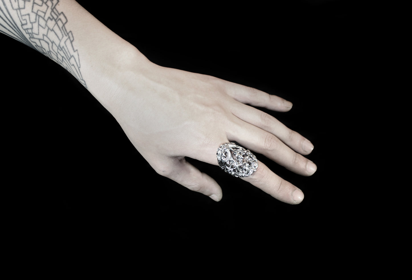 GIGOR / ベラフレッジカインリング