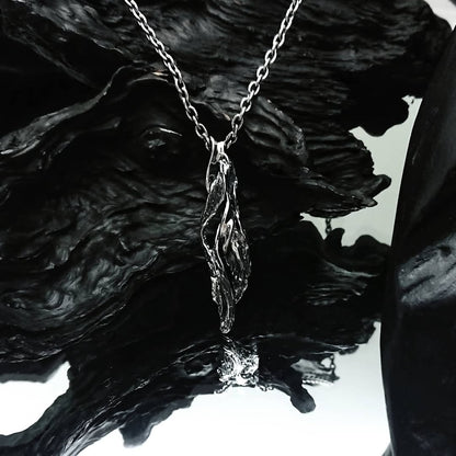 GIGOR / クロウウッドペンダントM