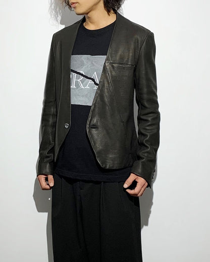 Bennu / Japanese Calf Leather Lapelless Jacket with SV925 Button