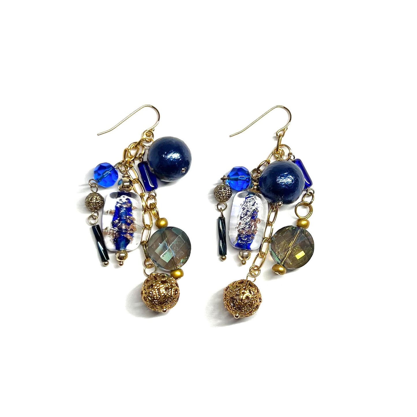 Ranunculus / "Blue Night" Pierced Earring - 2607