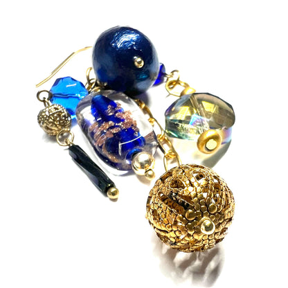 Ranunculus / "Blue Night" Pierced Earring - 2607