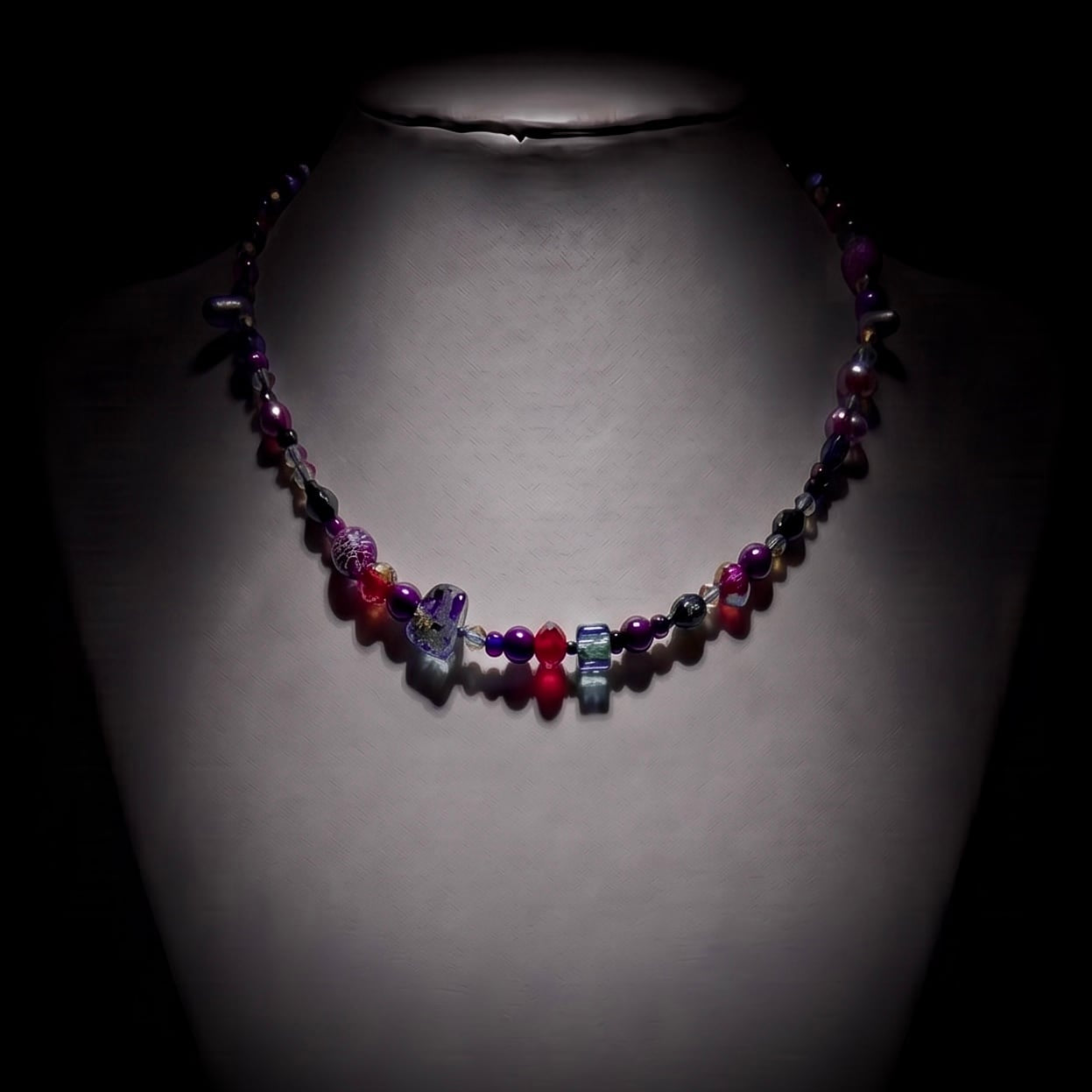 Ranunculus / "Neo" Necklace + Crystal - 2607S