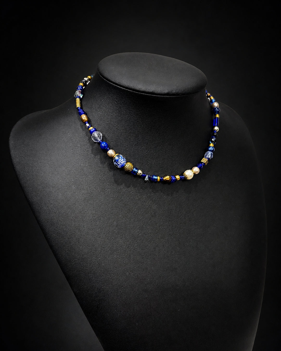 Ranunculus / "Blue Night" Necklace Ⅰ