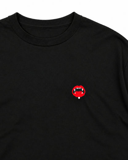 Bennu PLUS / Embroidered Loose Fit Tee - Love RED