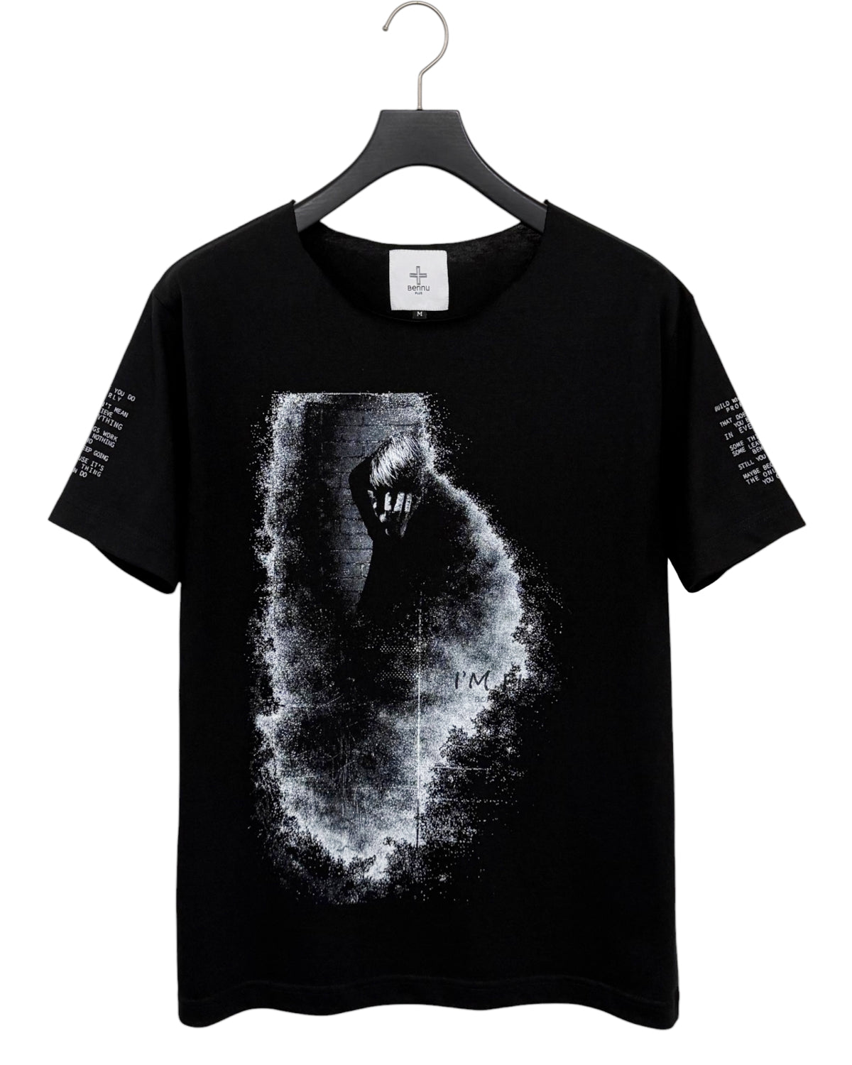 Bennu PLUS / Printed Cut-Off Round neck Tee - BONDS IS FINE - BLACK