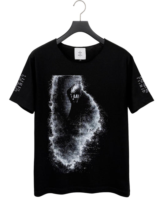 Bennu PLUS / Printed Cut-Off Round neck Tee - BONDS IS FINE - BLACK