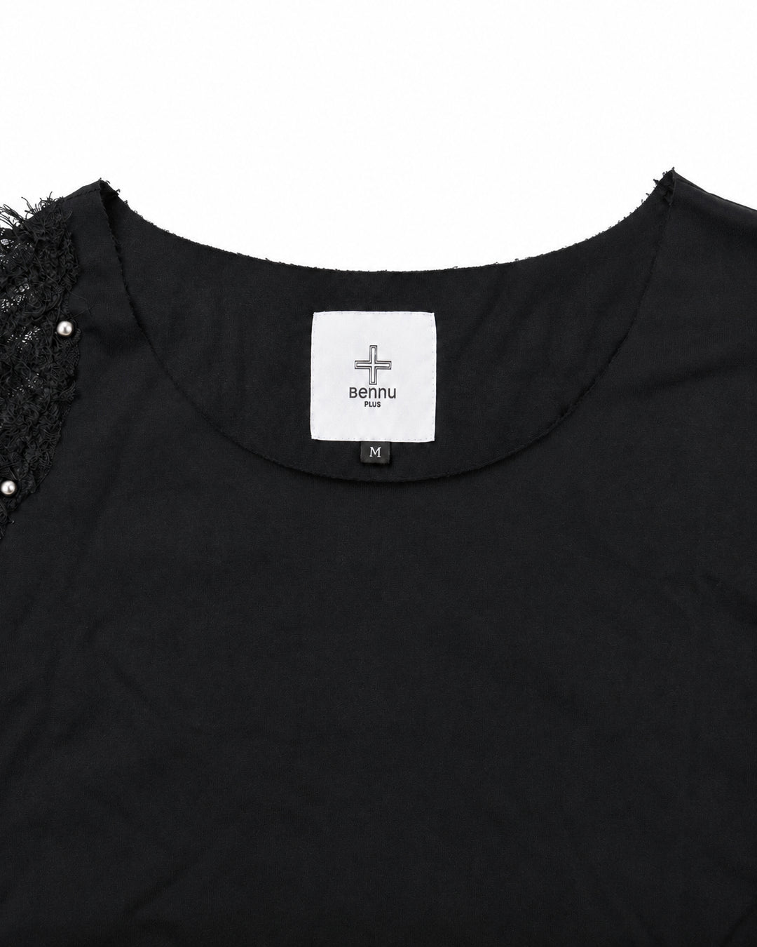Bennu PLUS / Fur-Lace Sleeve Tee