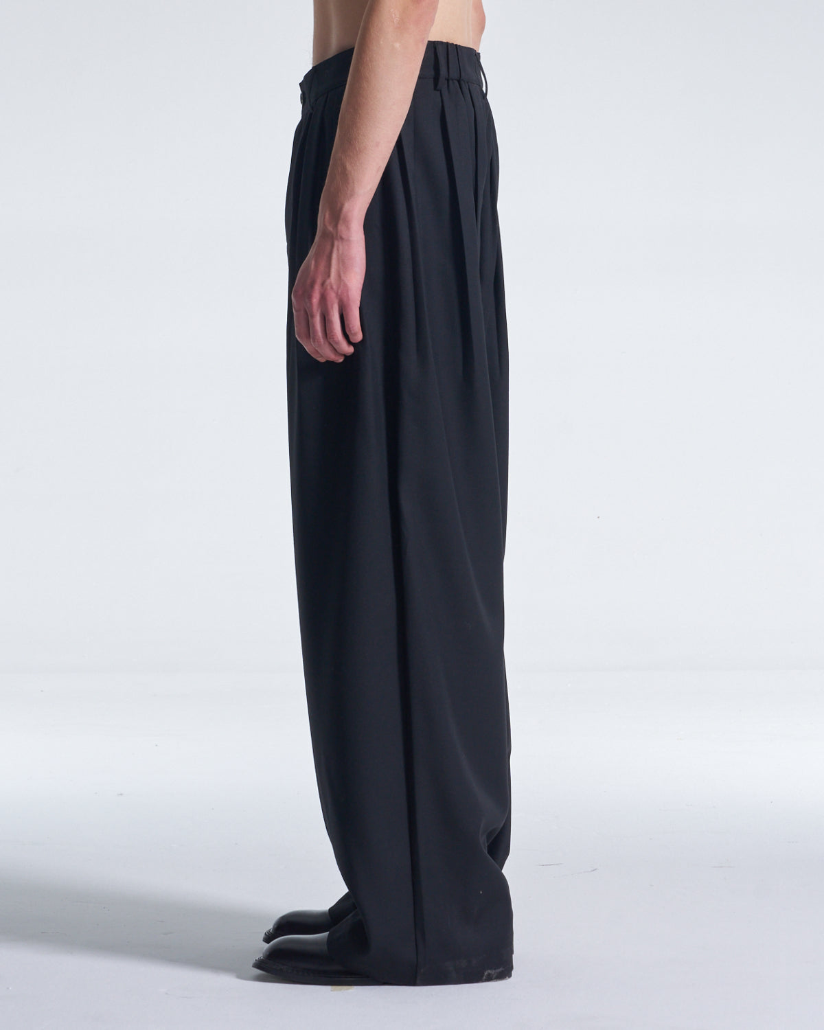 HARRISON WONG / Wide Leg Wool Pants With Multi Pleats - Black