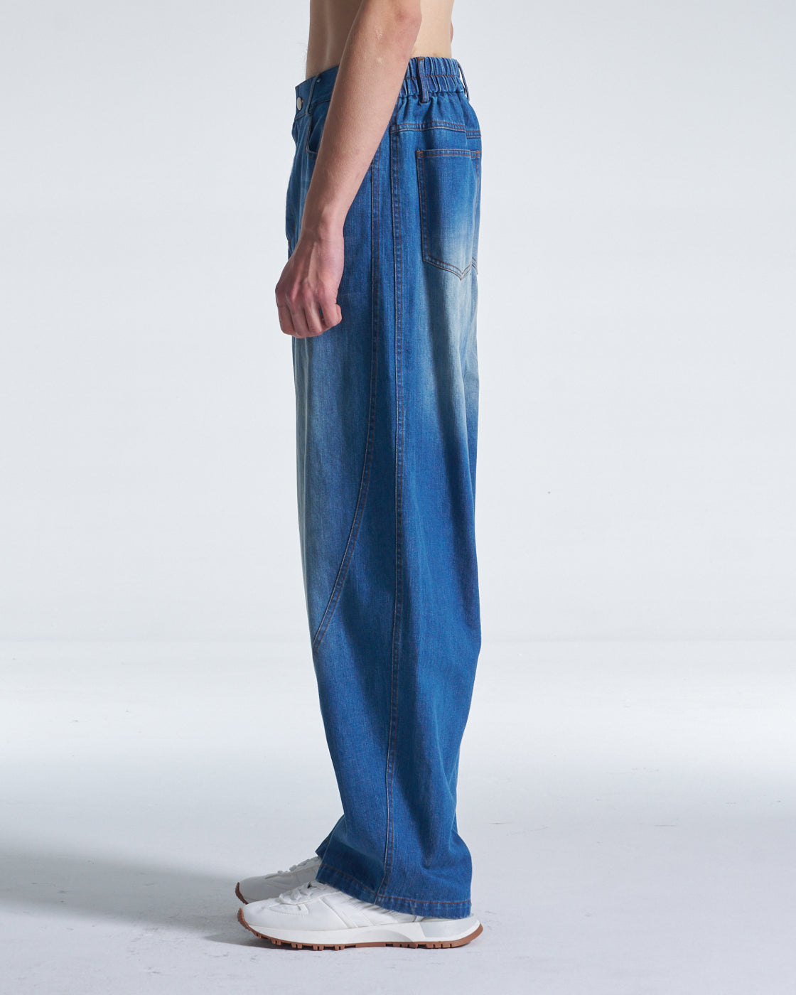 HARRISON WONG / Balloon Fit Washed Denim Pants