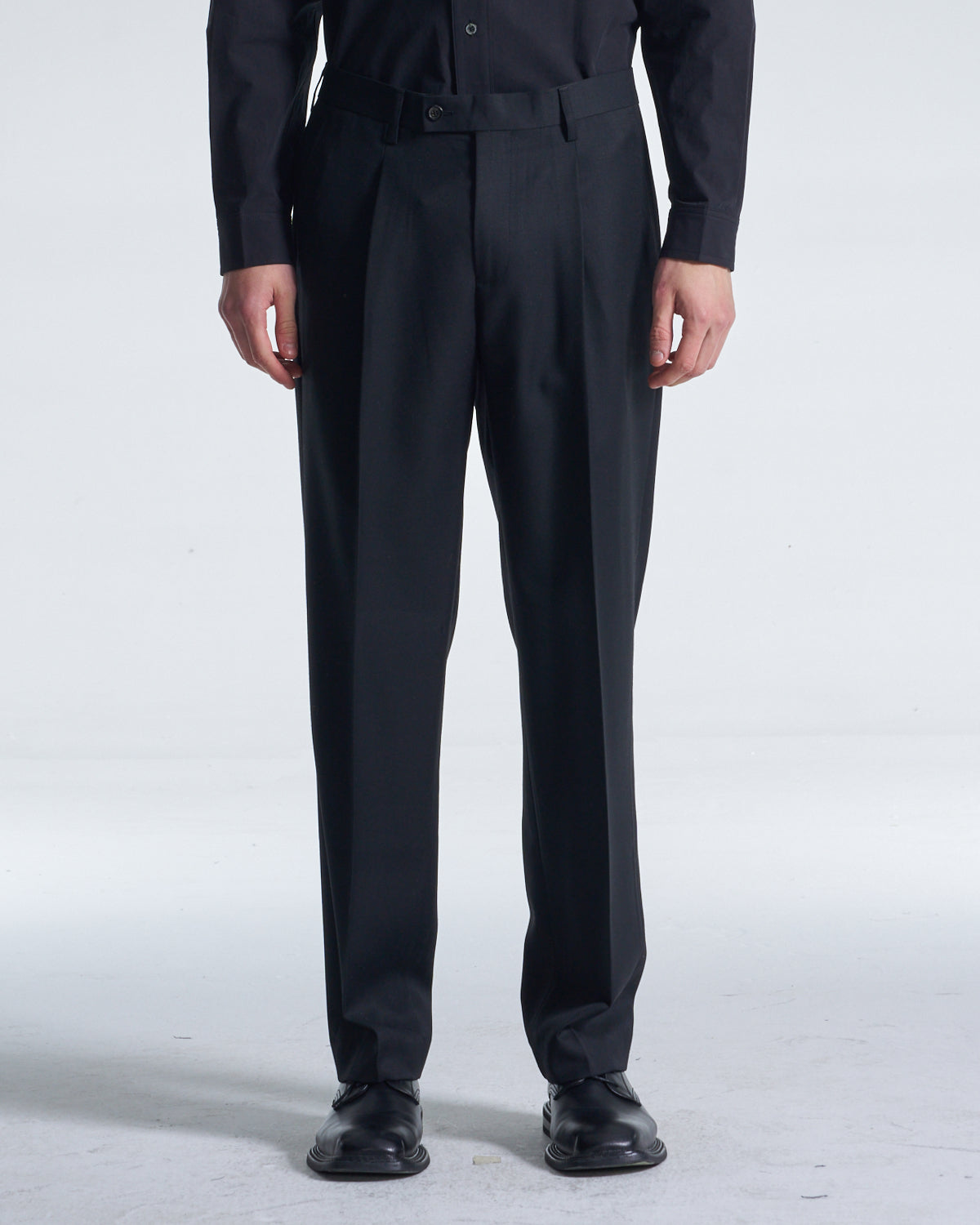 HARRISON WONG / Easy Fit Straight Leg Wool Pants - Black