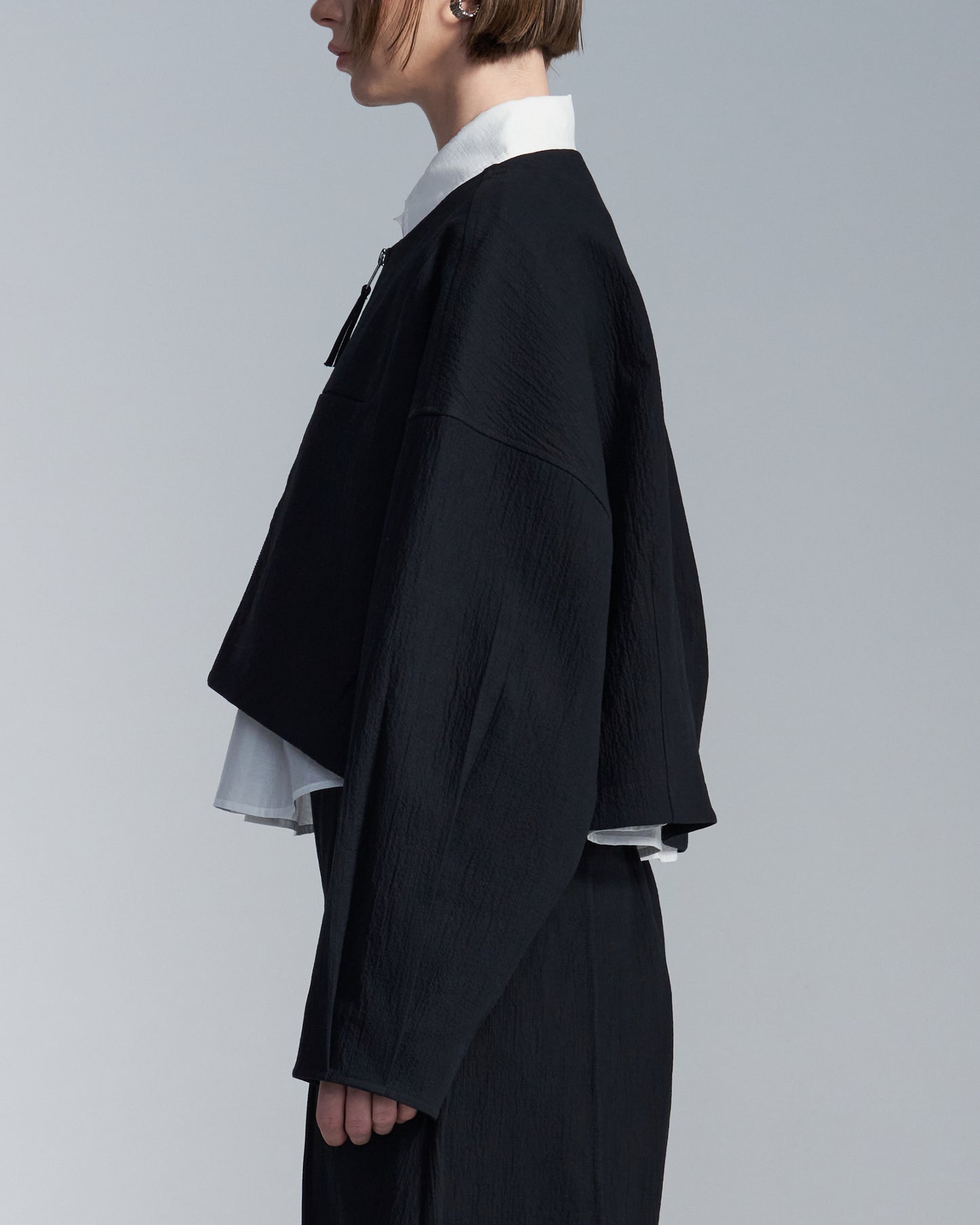 HARRISON WONG / Crepe Cotton Cropped Round Neck Jacket