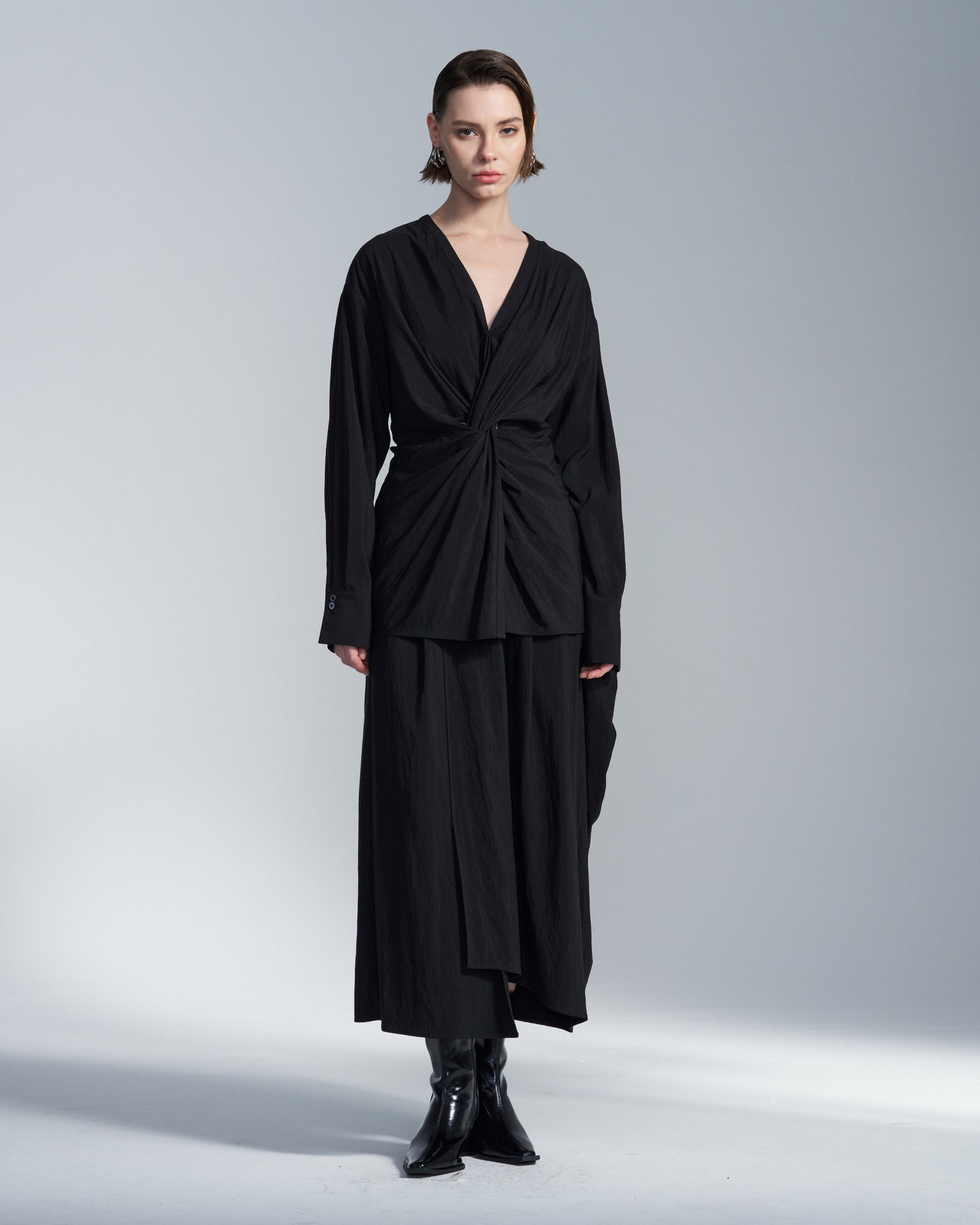 HARRISON WONG / Rayon Cupro V Neck Shirt With Twisted