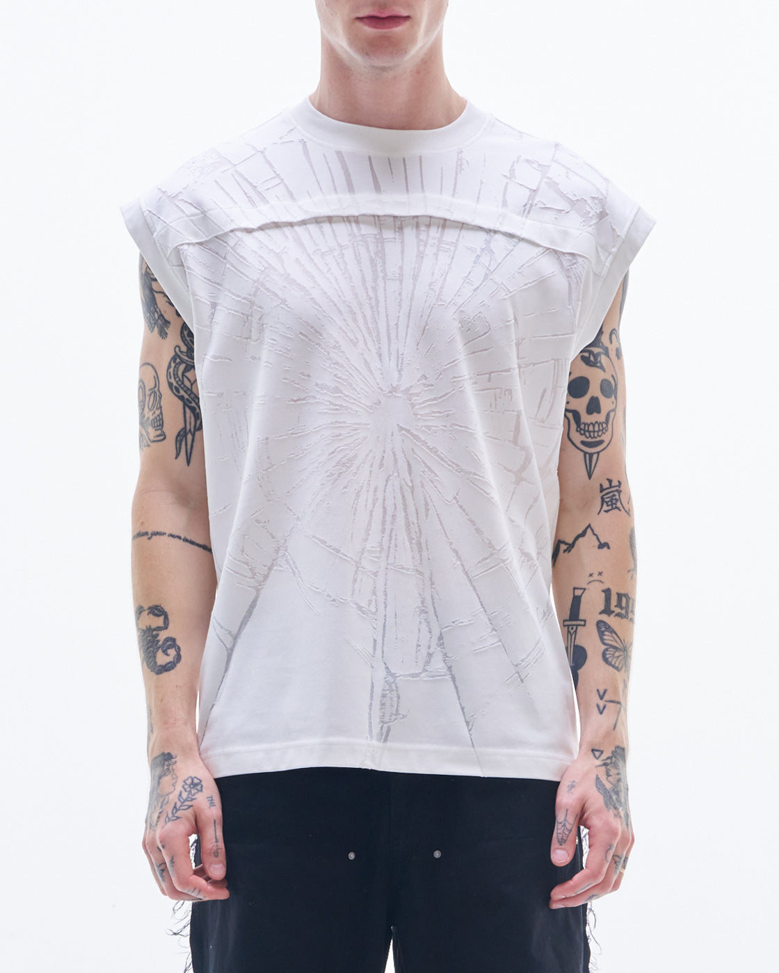 HARRISON WONG / Sleeveless Tee With Burnt-Out Pattern - White