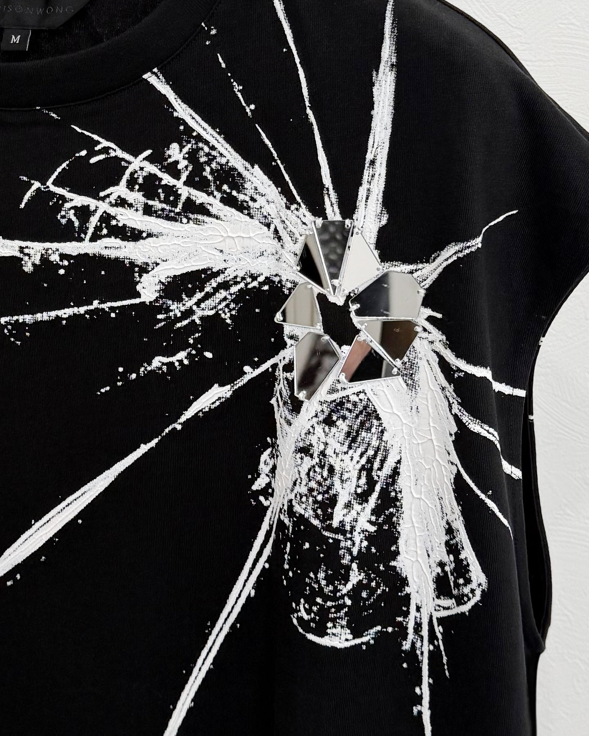 HARRISON WONG / Sleeveless Tee With Broken Glass Pattern - Black