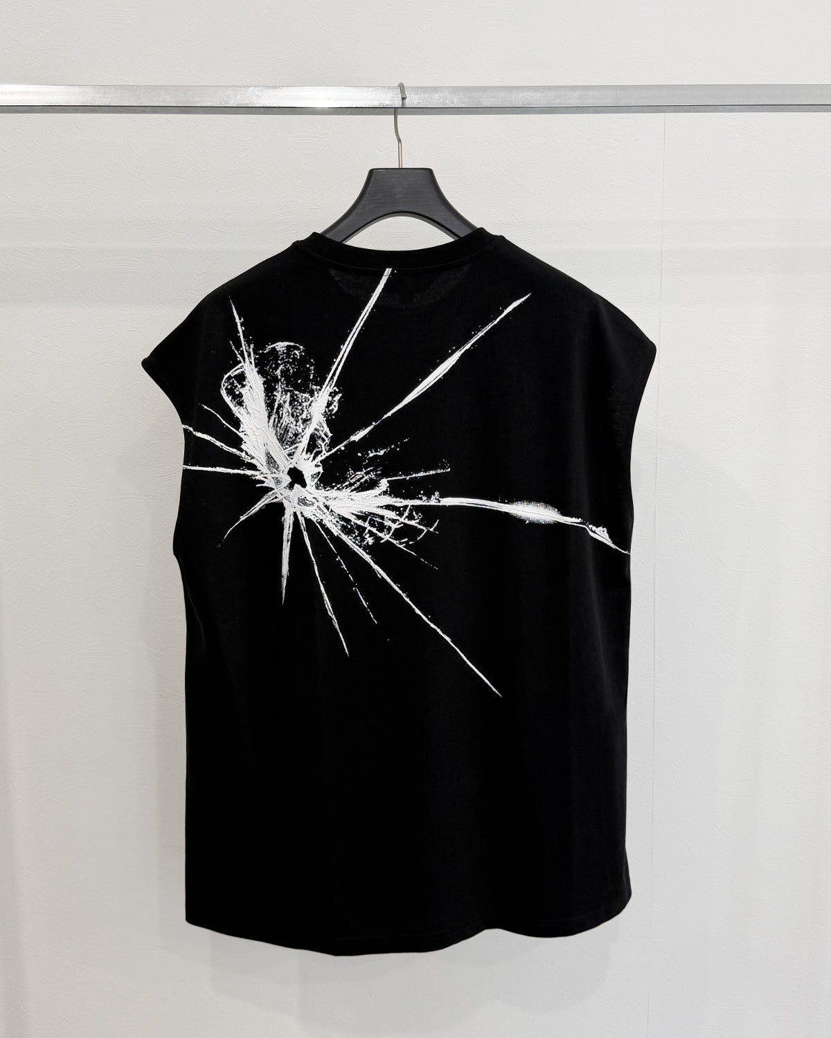 HARRISON WONG / Sleeveless Tee With Broken Glass Pattern - Black