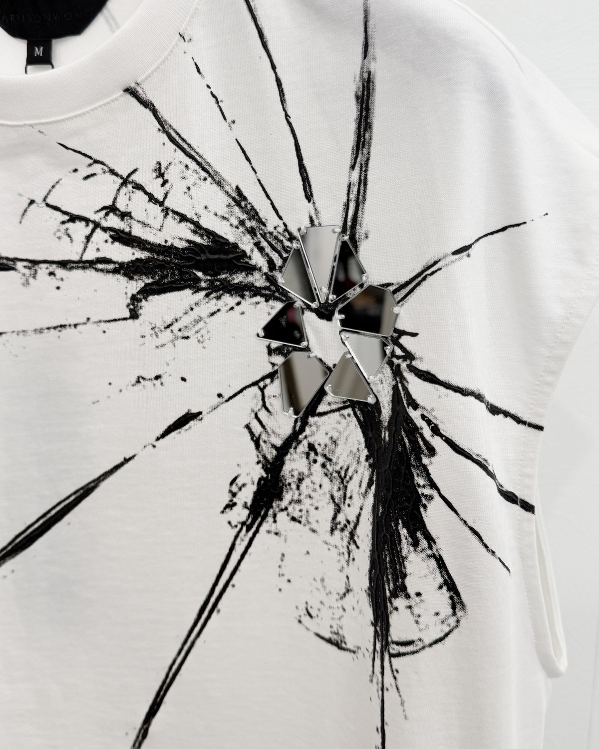 HARRISON WONG / Sleeveless Tee With Broken Glass Pattern - White