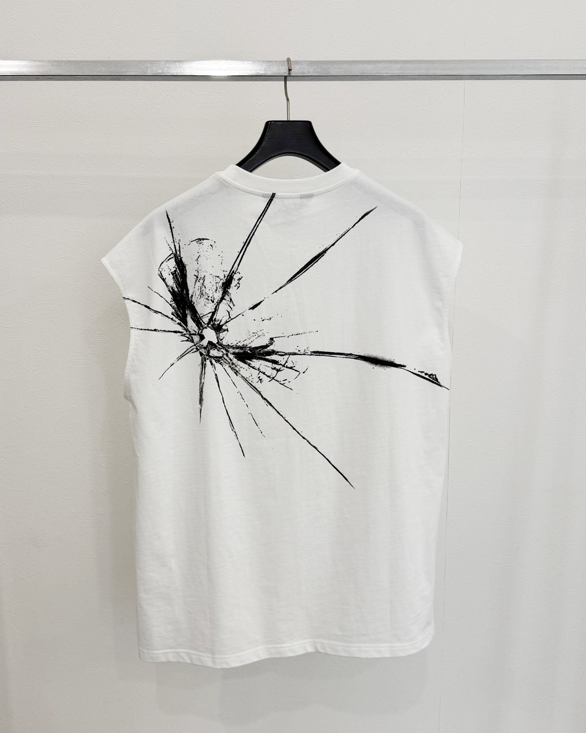 HARRISON WONG / Sleeveless Tee With Broken Glass Pattern - White