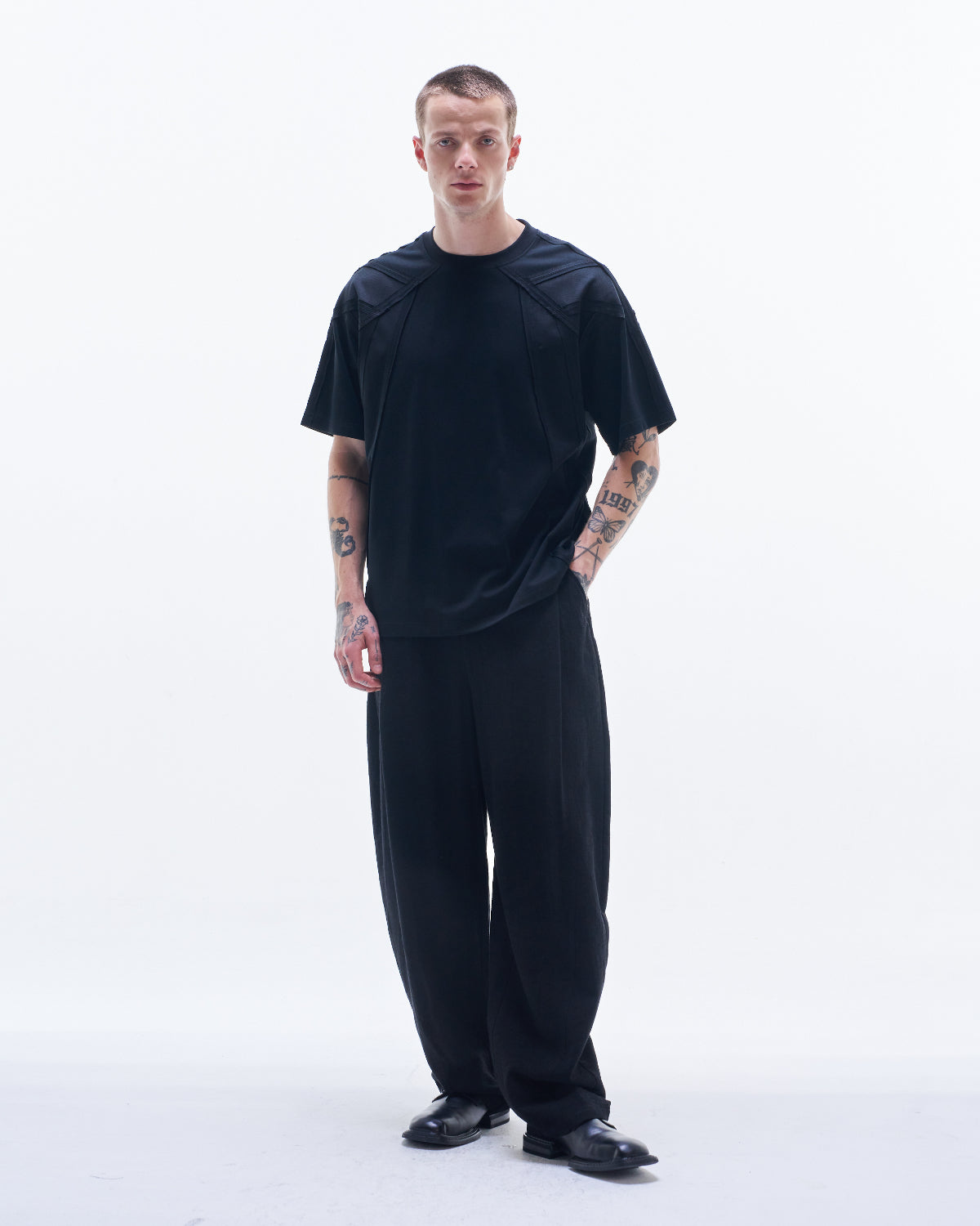 HARRISON WONG / Tee With Inside-Out Seam - Black