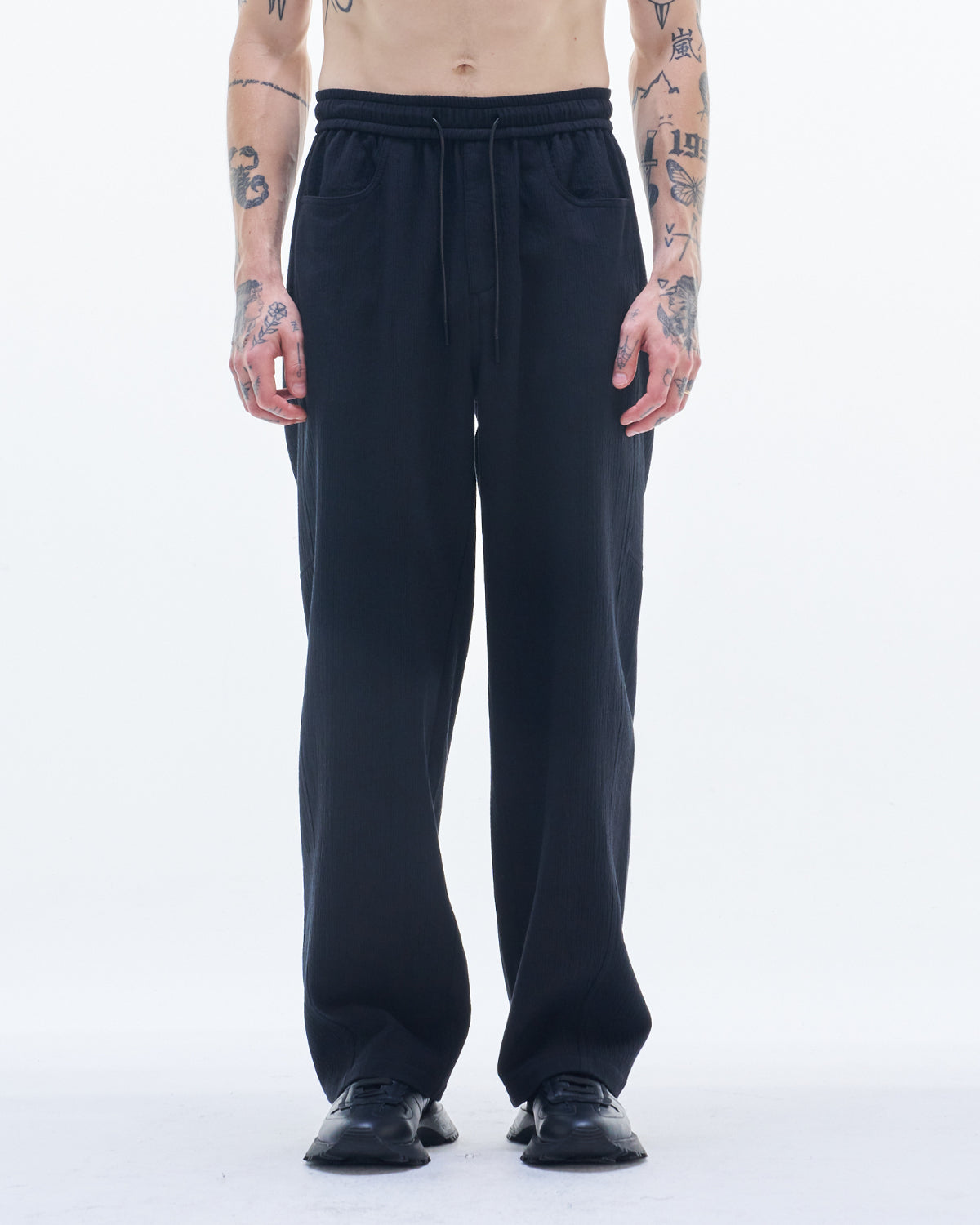 HARRISON WONG / Baggy Fit Cotton Pants With Drawstring Waist - Black