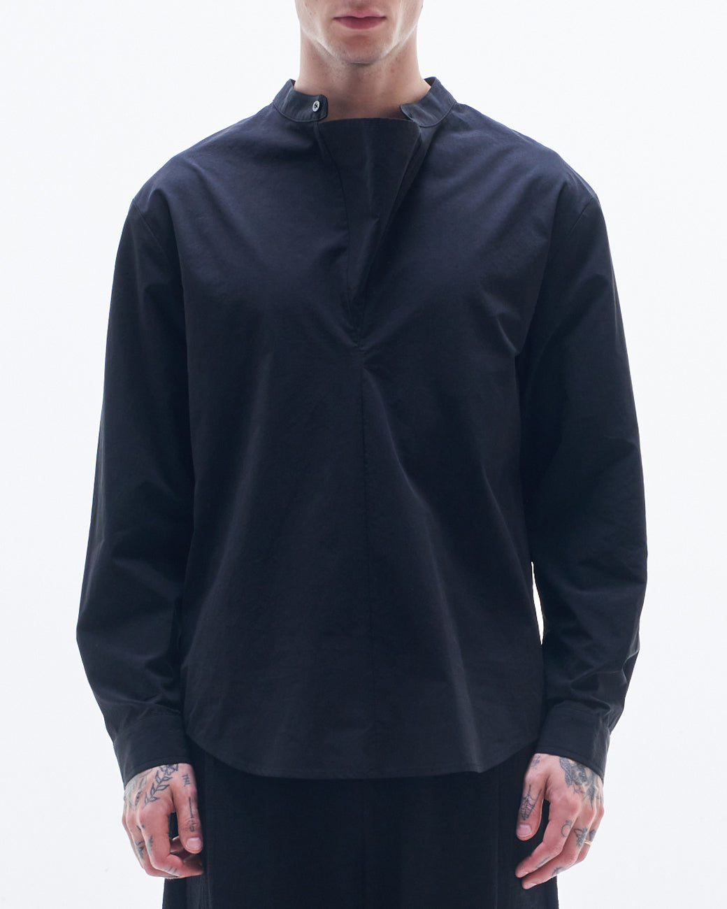 HARRISON WONG / Pullover Shirt With Volume Collar - Black