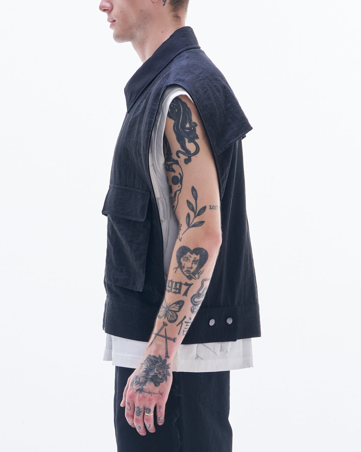 HARRISON WONG | Viscose Linen Zipper Waistcoat - Black – HARAJUKU
