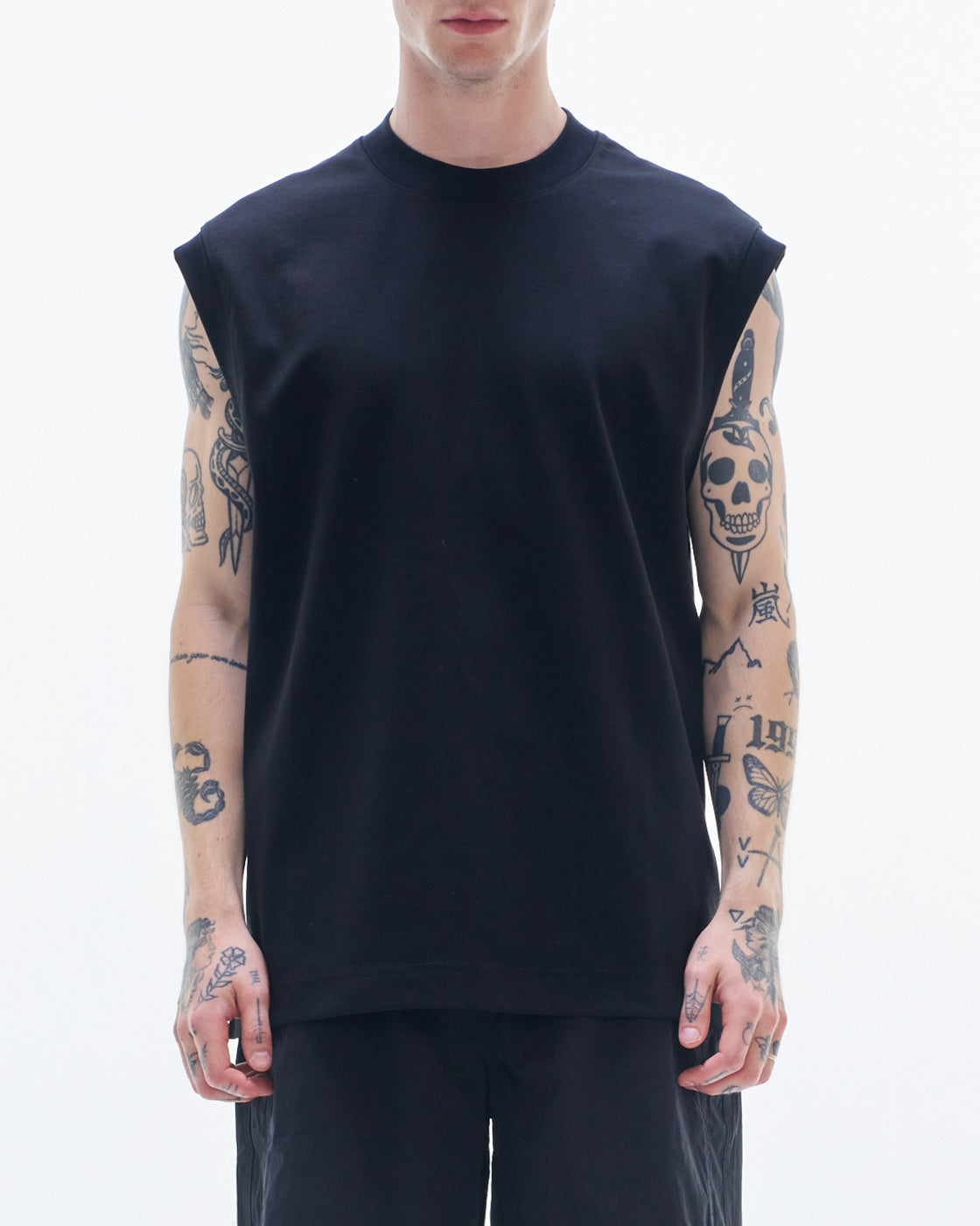 HARRISON WONG / Basic Sleeveless Tee - Black