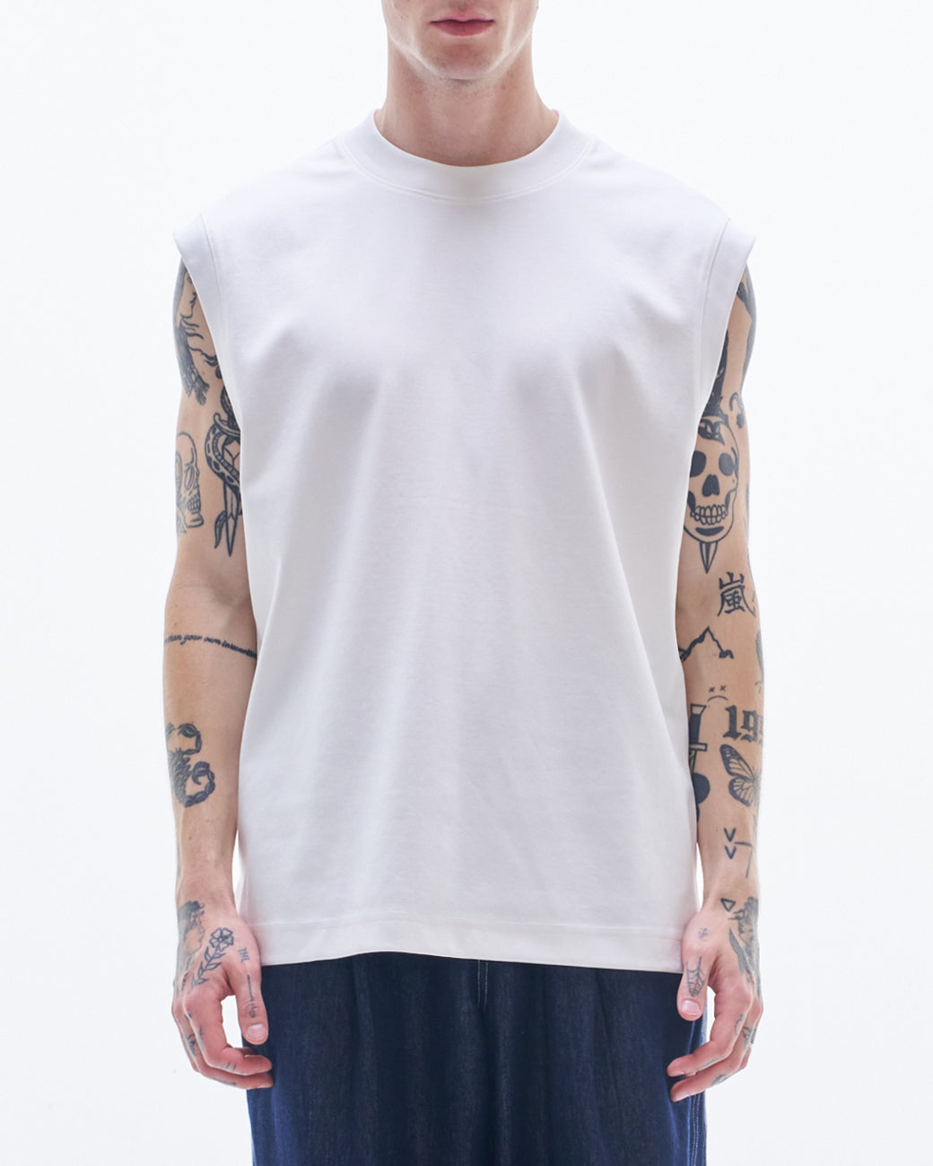 HARRISON WONG / Basic Sleeveless Tee - White