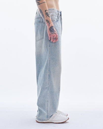HARRISON WONG / Baggy Washed Light Blue Jeans