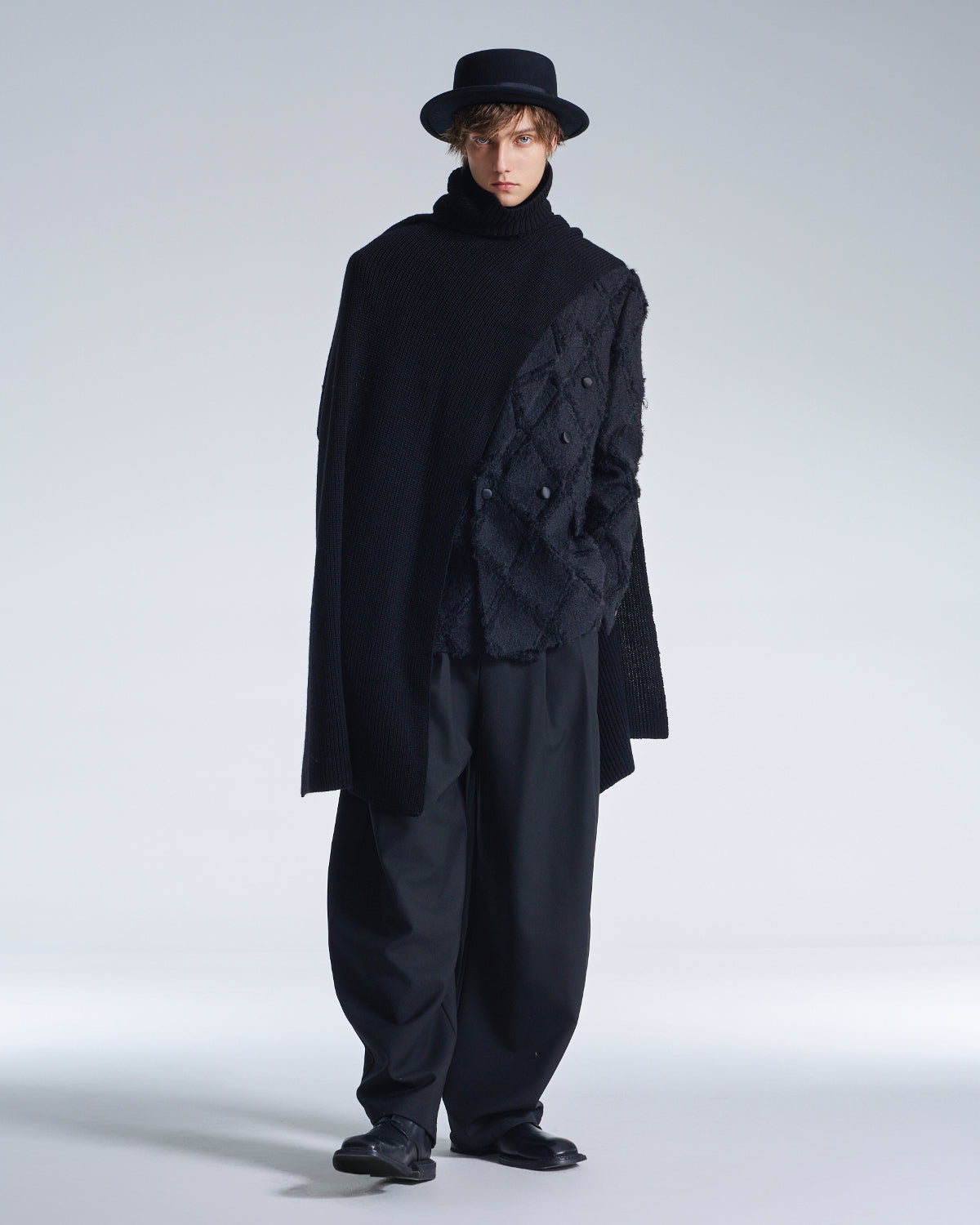 HARRISON WONG / Turtleneck Wool Cape - Black