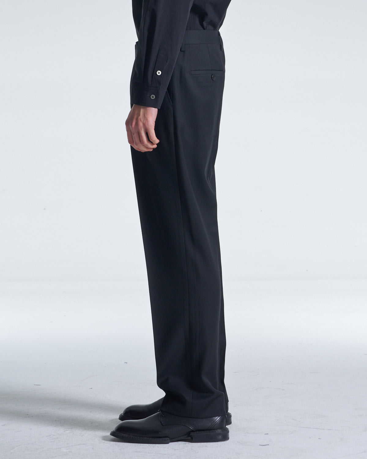 HARRISON WONG / Easy Fit Straight Leg Wool Pants - Black