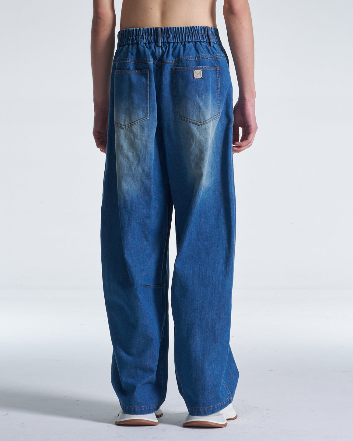 HARRISON WONG / Balloon Fit Washed Denim Pants