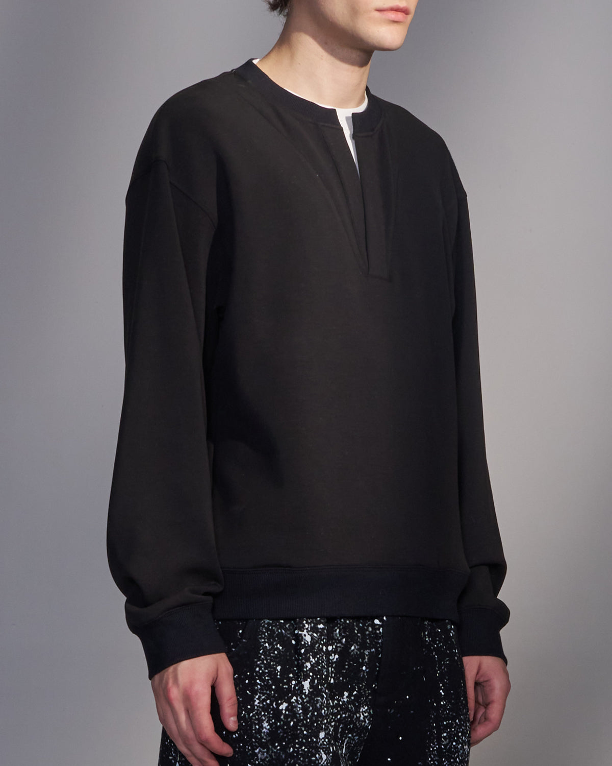 HARRISON WONG / Sweatshirt With Double Neckline - Black