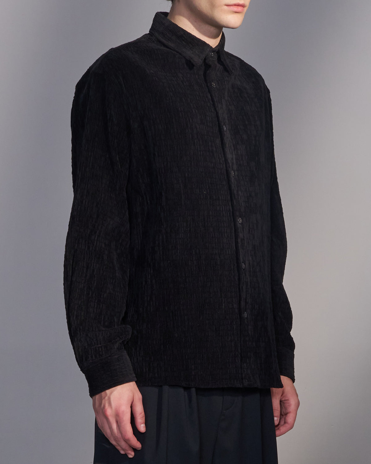 HARRISON WONG / Smocked Corduroy Shirt - Black