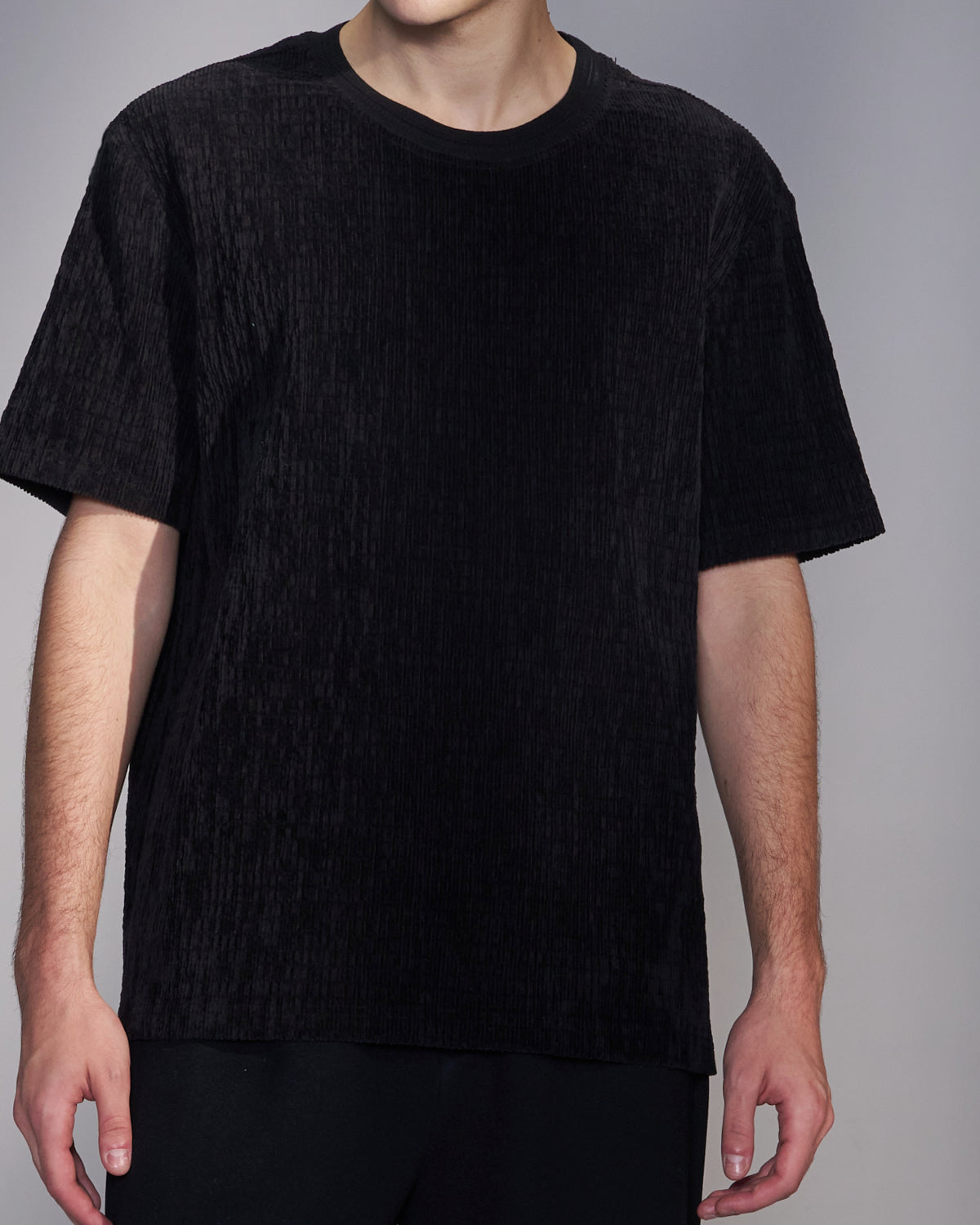 HARRISON WONG / Smocked Corduroy T-Shirt - Black