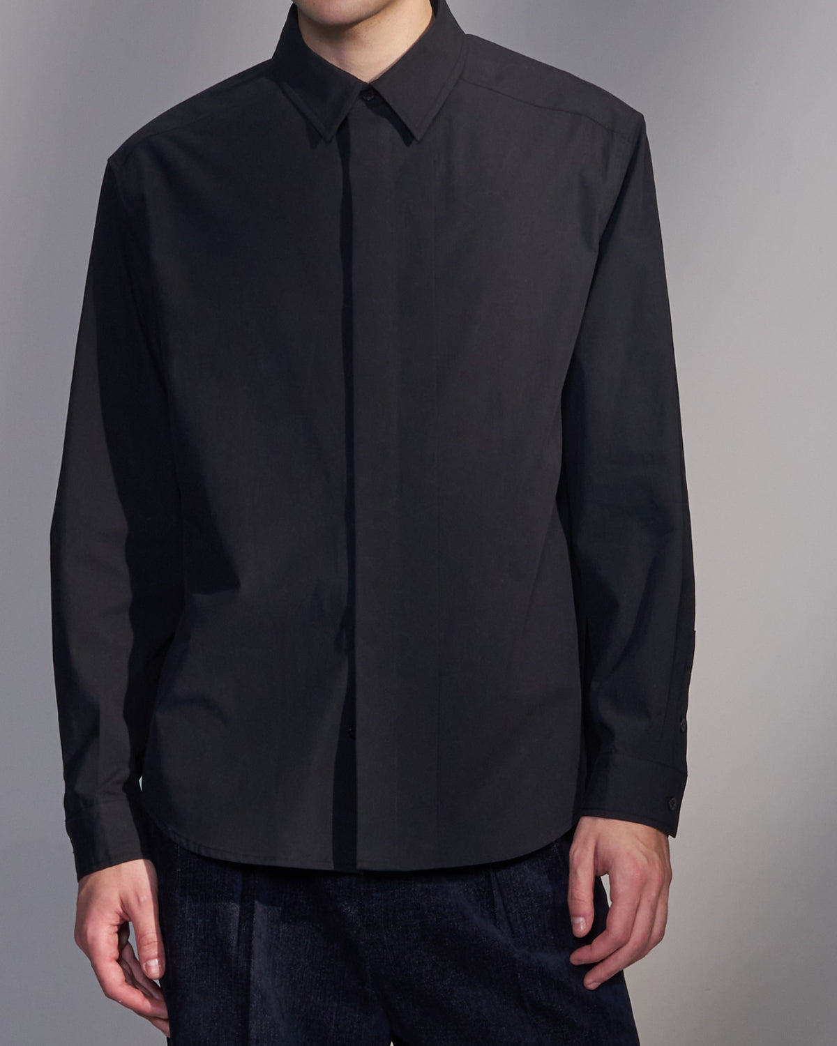 HARRISON WONG / Cotton Shirt With Hidden Placket & Pleats - Black