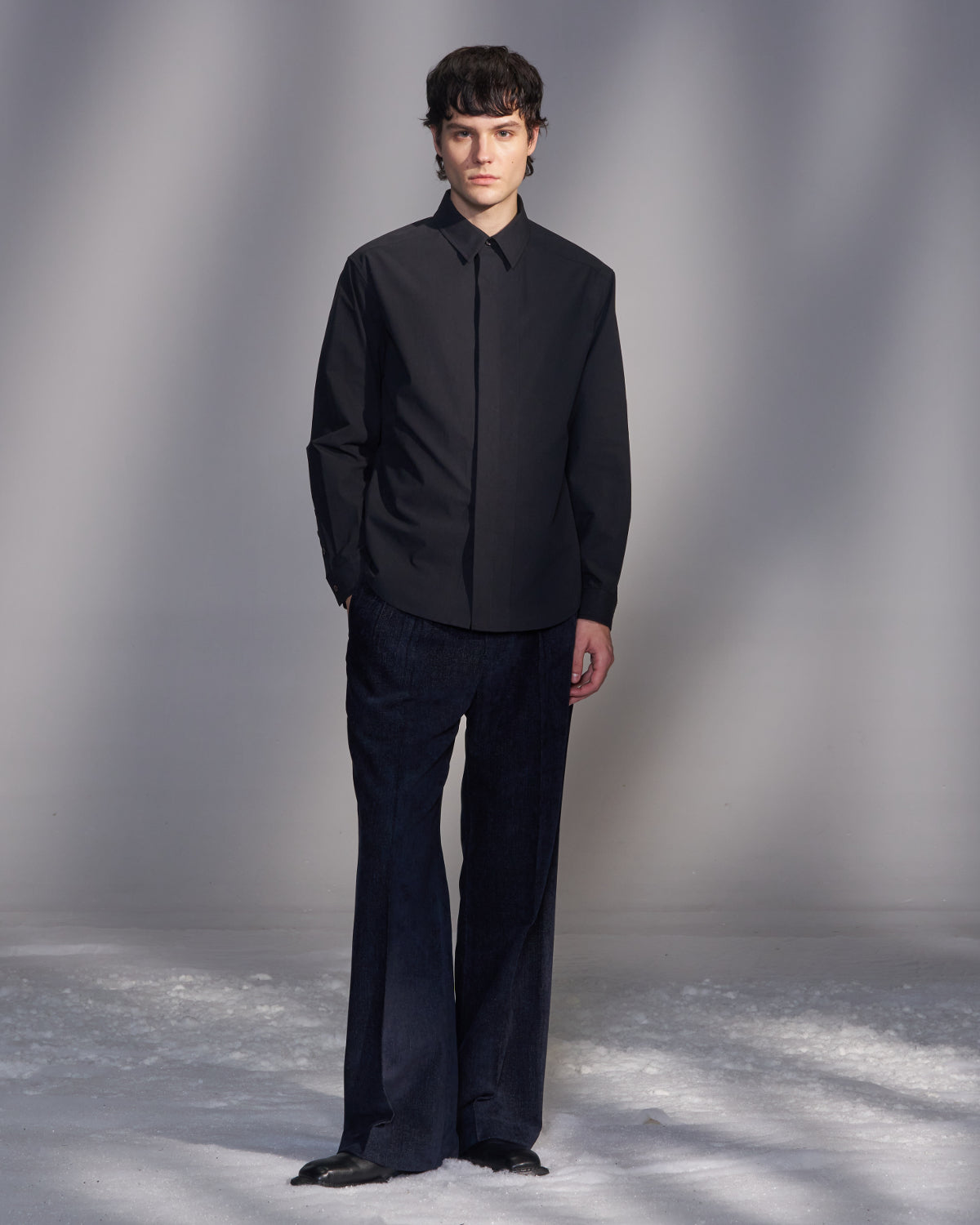 HARRISON WONG / Cotton Shirt With Hidden Placket & Pleats - Black