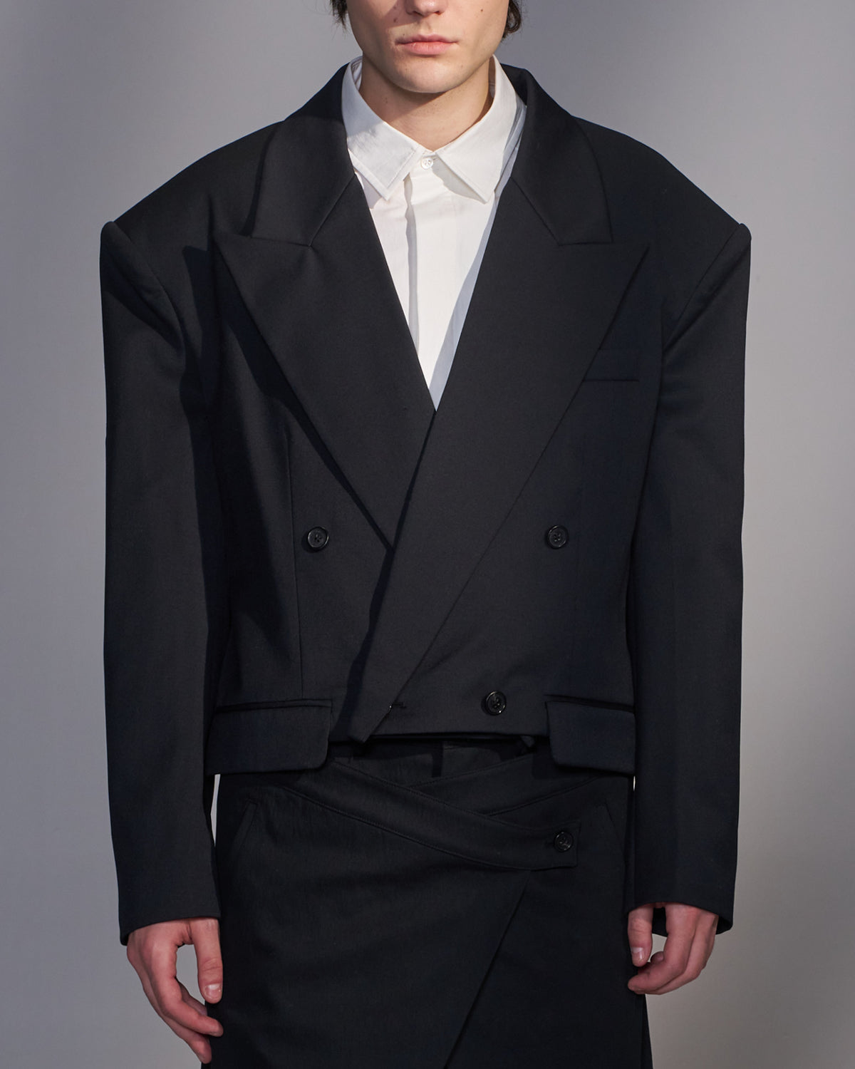 HARRISON WONG / Cropped Oversized Double Breasted Blazer