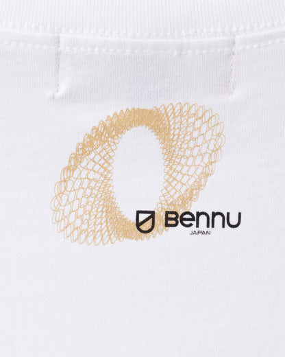 Bennu / Printed Loose Fit Tee - PRAY - WHITE