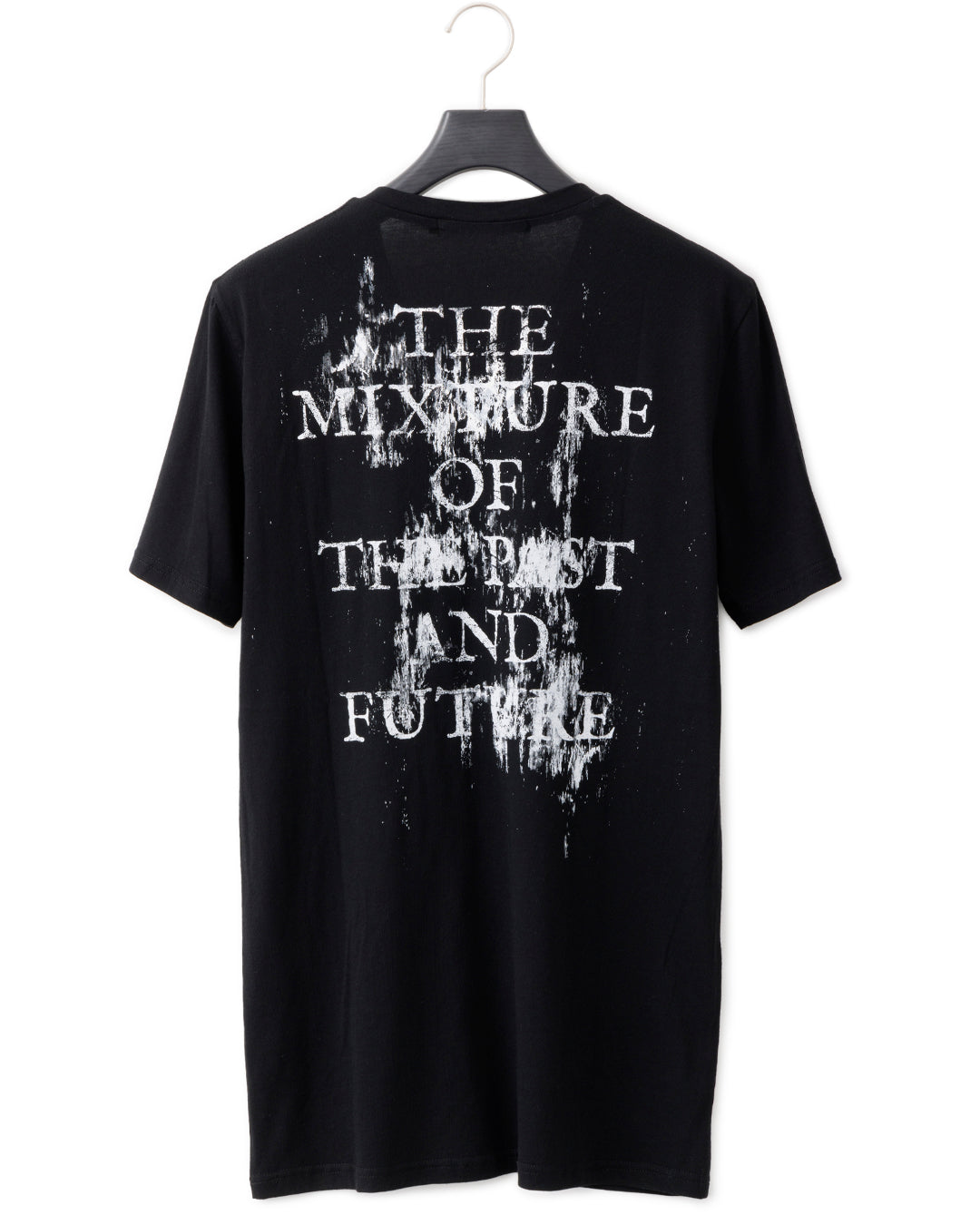 gène par YUKIO MISHIBA / TIMELESS Vneck Tee - Black