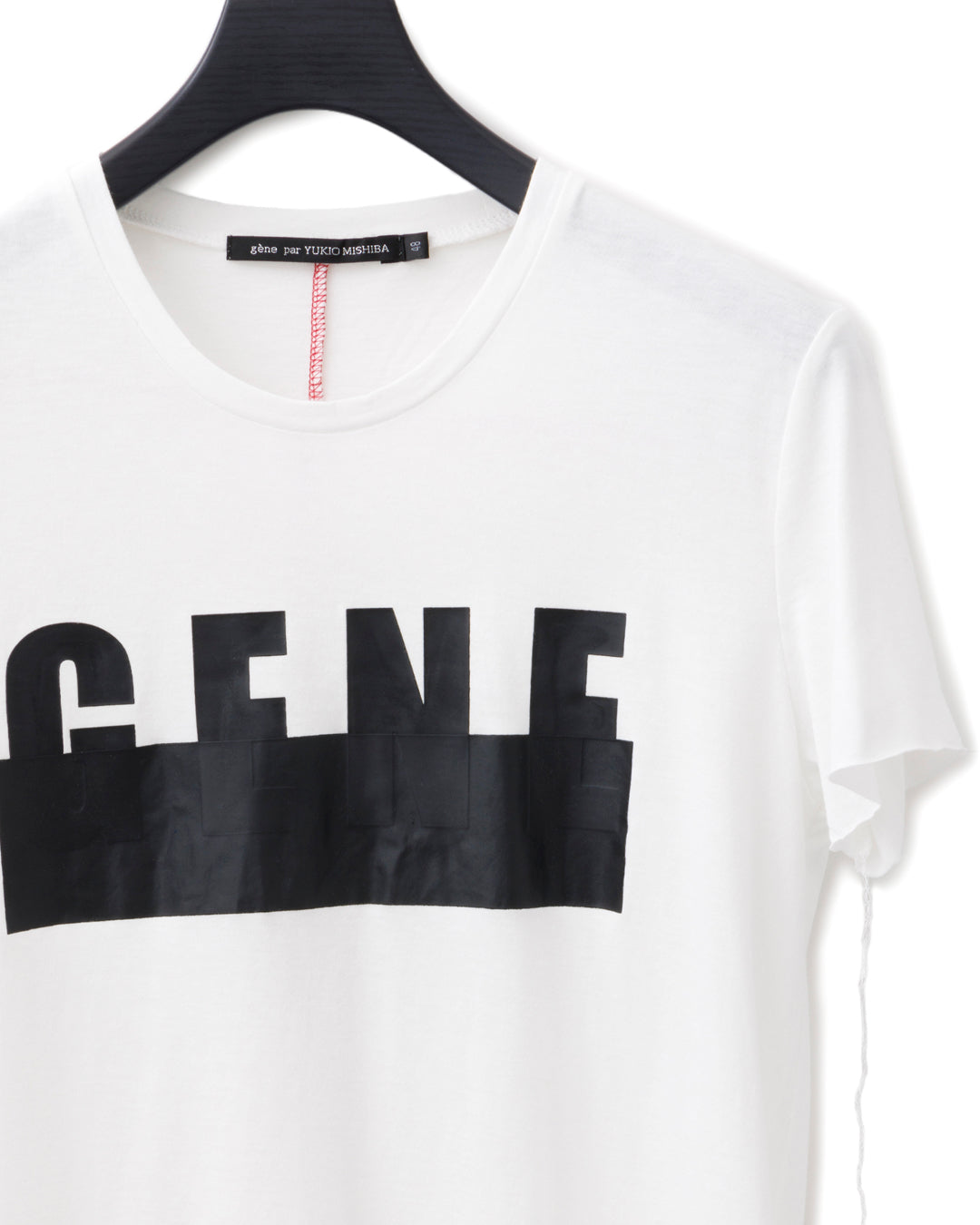 gène par YUKIO MISHIBA / GENE LOGO Tee - White