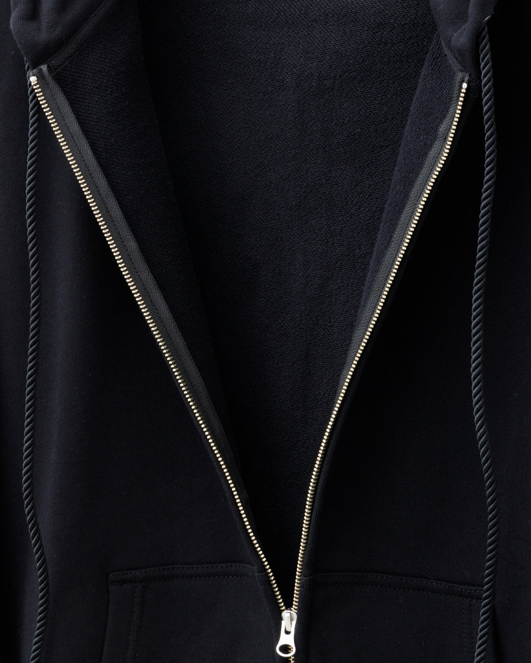 ys Yuji SUGENO / ys Mark Zip Hoodie - BLACK