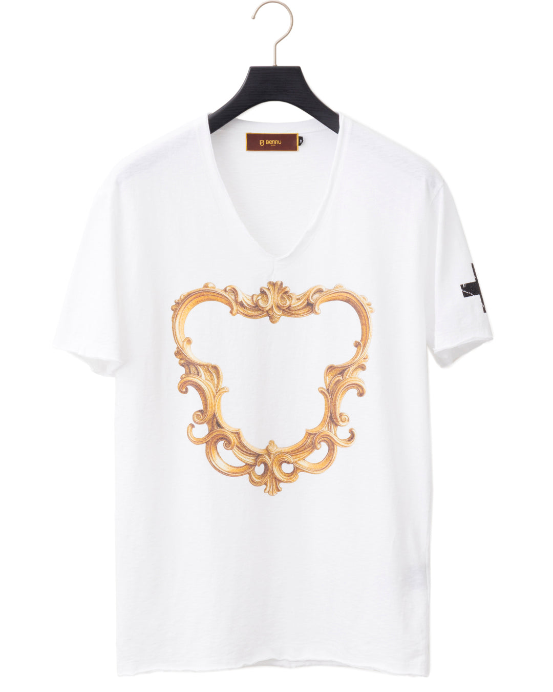 Bennu / Printed Vneck Tee - Arabesque Frame - WHITE