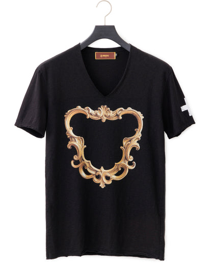 Bennu / Printed Vneck Tee - Arabesque Frame - BLACK