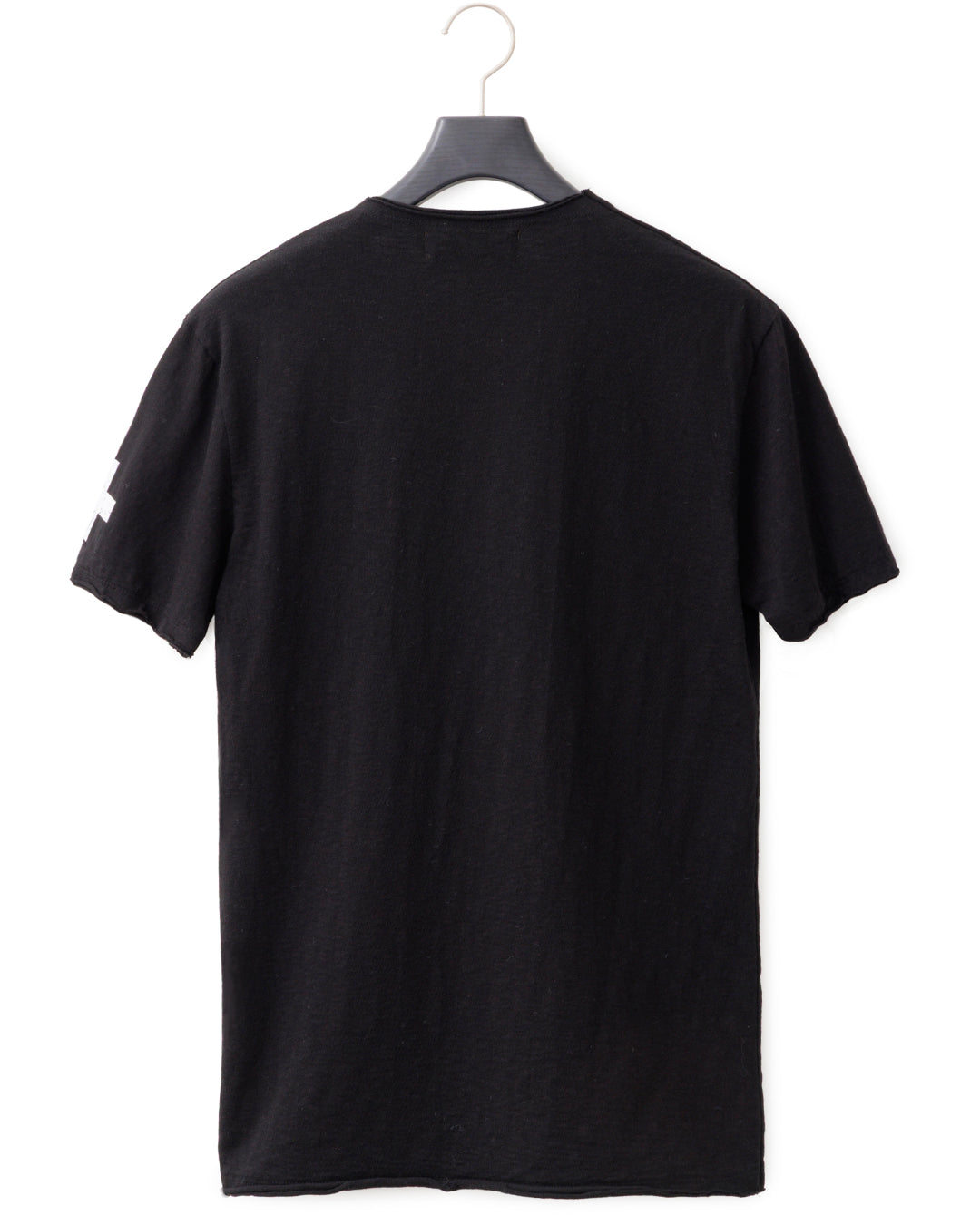 Bennu / Printed Vneck Tee - Arabesque Frame - BLACK