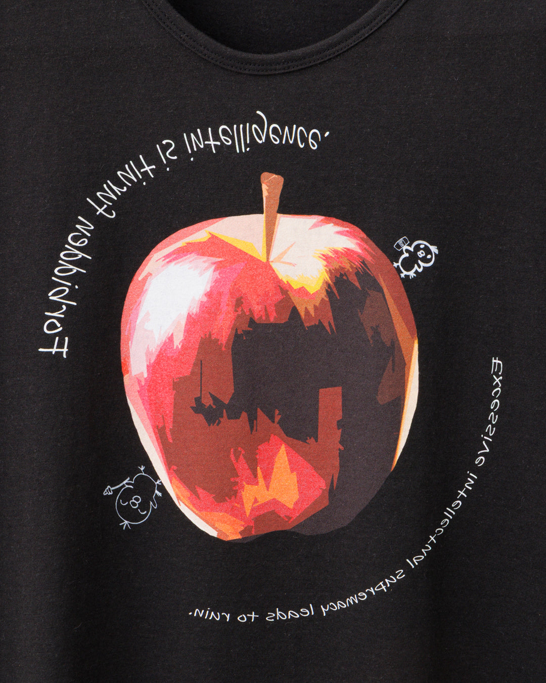 Bennu / Printed Loose Fit Tee - Forbidden Fruit -