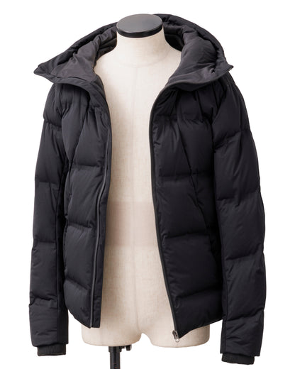 agr / High-Neck Flat Down BZ